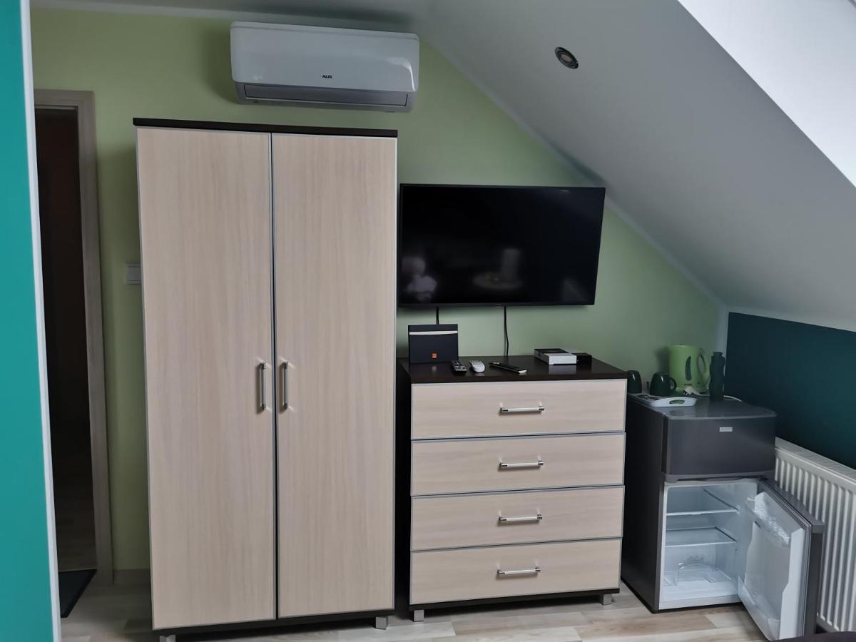 Zlota Rybka Lubniewice Hotel ภายนอก รูปภาพ