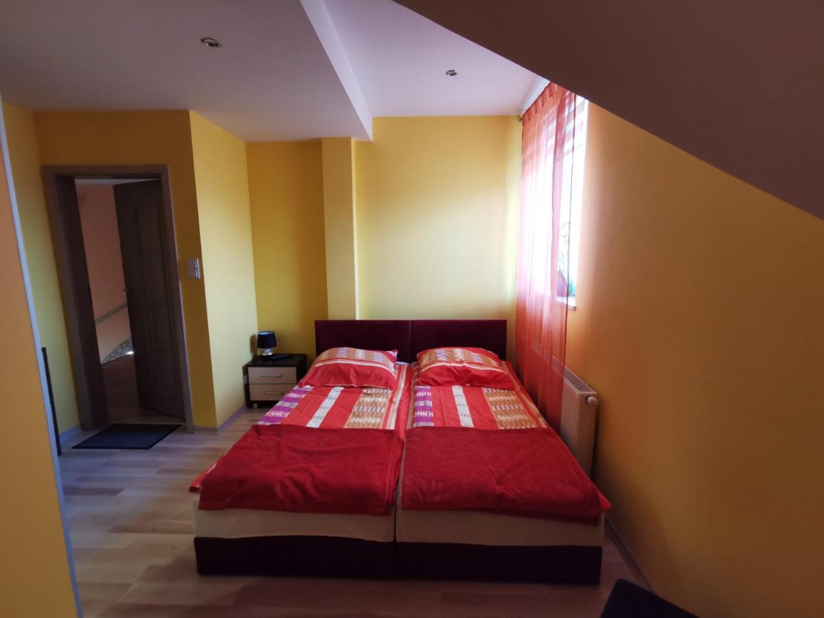 Zlota Rybka Lubniewice Hotel ภายนอก รูปภาพ